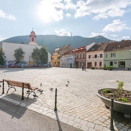 Daire Wagner Estate Feel The Old Town Vibe *